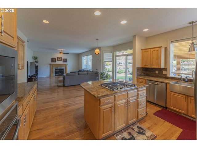 10907 Nw 9TH Ave, Vancouver, WA 98685