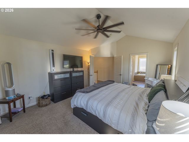 10907 Nw 9TH Ave, Vancouver, WA 98685