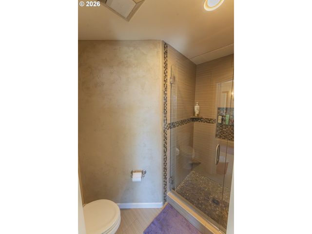 10907 Nw 9TH Ave, Vancouver, WA 98685