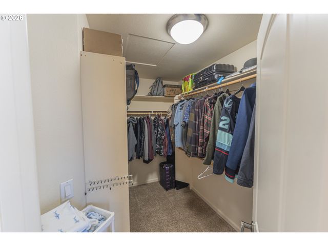 10907 Nw 9TH Ave, Vancouver, WA 98685