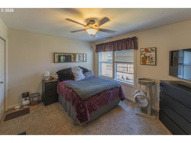 10907 Nw 9TH Ave, Vancouver, WA 98685