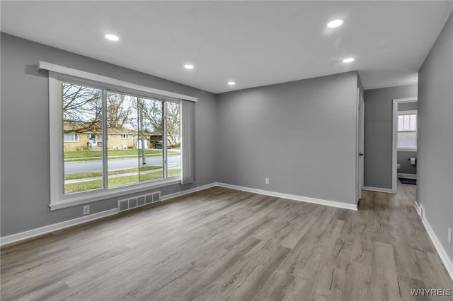 155 Seton Road, Cheektowaga, NY 14225