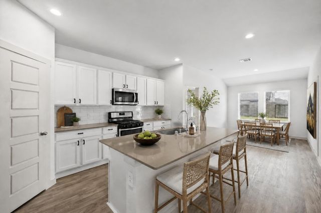 1702 Plantation Place, Baytown, TX 77523
