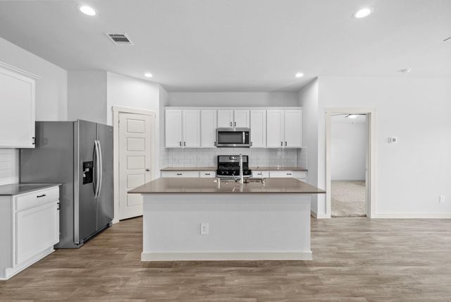 1702 Plantation Place, Baytown, TX 77523