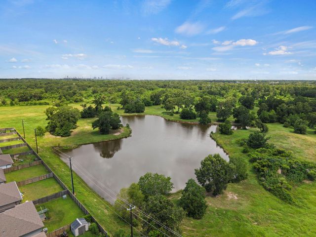 1702 Plantation Place, Baytown, TX 77523