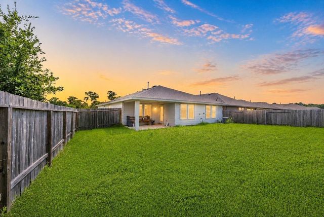1702 Plantation Place, Baytown, TX 77523