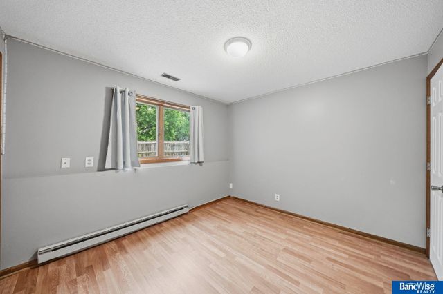 5601 Elk Circle, Lincoln, NE 68516