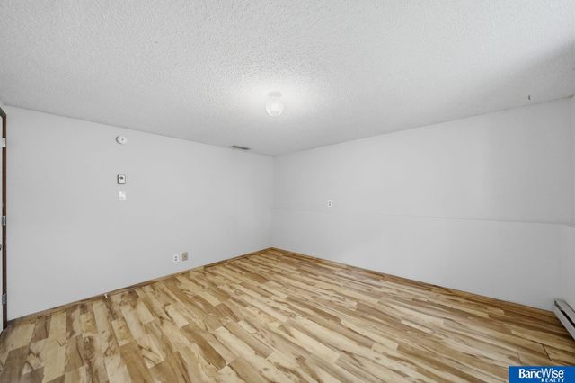 5601 Elk Circle, Lincoln, NE 68516