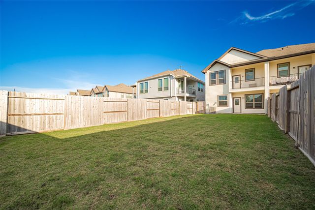 1563 Rustling Creek Drive, Missouri City, TX 77459