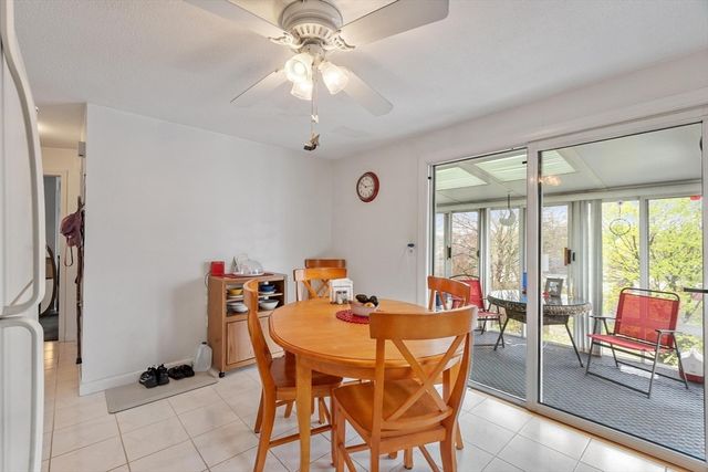 74 Harlem St, Lowell, MA 01854
