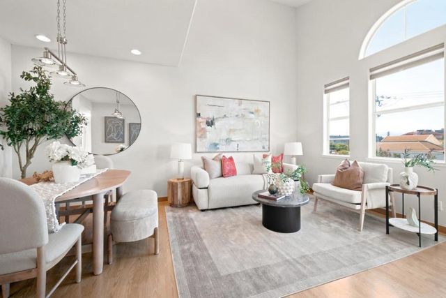 88 17th Avenue 304, San Mateo, CA 94402