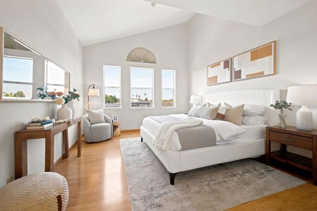 88 17th Avenue 304, San Mateo, CA 94402