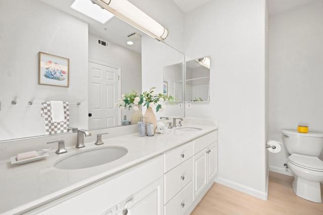 88 17th Avenue 304, San Mateo, CA 94402