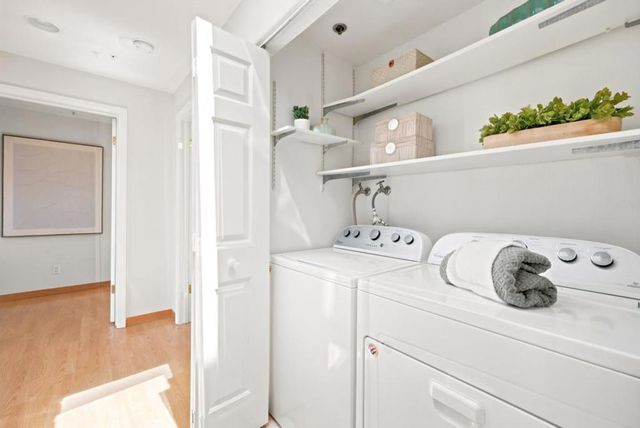 88 17th Avenue 304, San Mateo, CA 94402