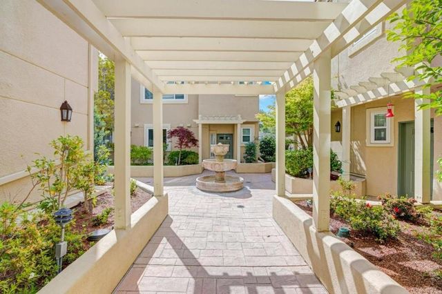 88 17th Avenue 304, San Mateo, CA 94402