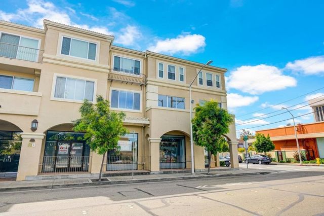 88 17th Avenue 304, San Mateo, CA 94402