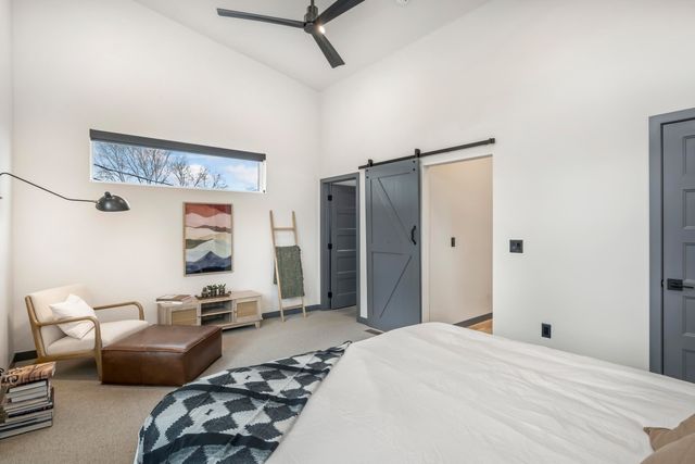 18 SW Roosevelt Avenue 4, Bend, OR 97702