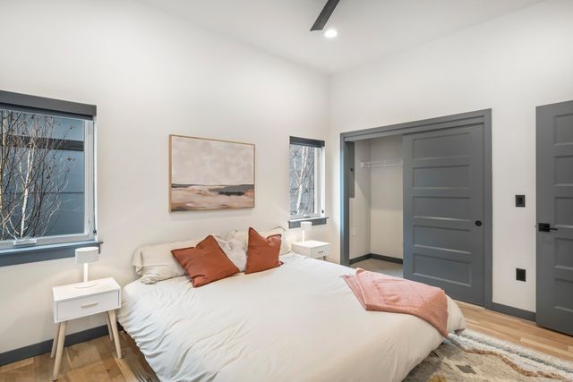 18 SW Roosevelt Avenue 4, Bend, OR 97702