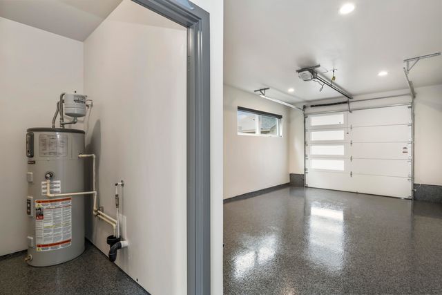 18 SW Roosevelt Avenue 4, Bend, OR 97702