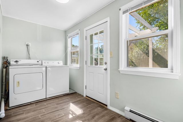 2113 Pleasant St, Fall River, MA 02723