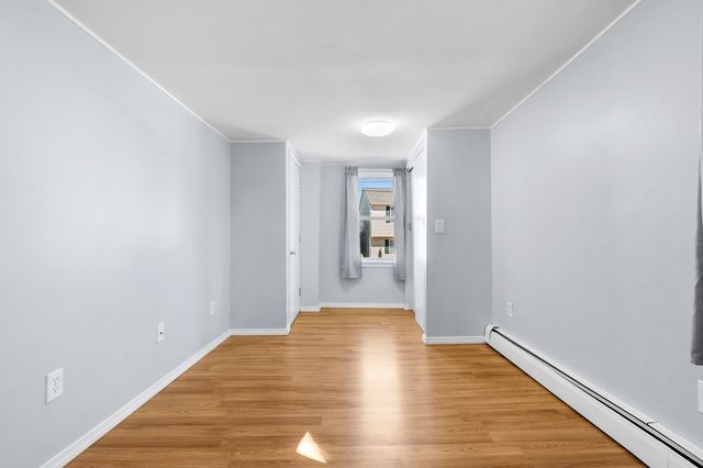 2113 Pleasant St, Fall River, MA 02723