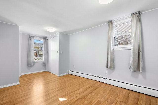 2113 Pleasant St, Fall River, MA 02723