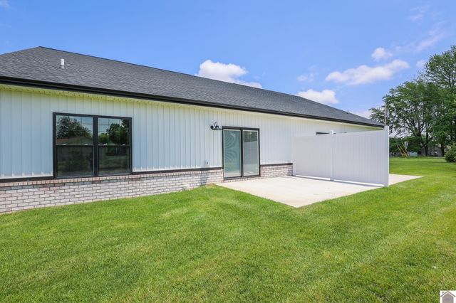 805 Violet Court, Paducah, KY 42001