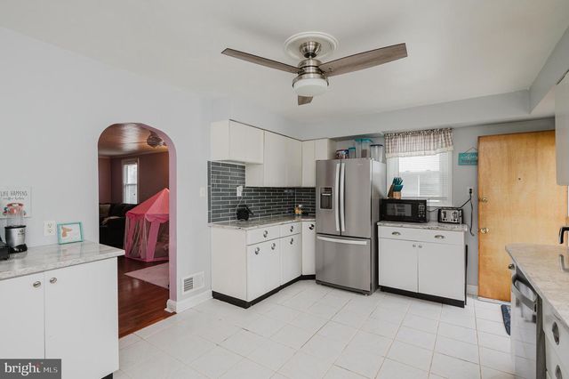 94 AVALON AVE, Dundalk, MD 21222