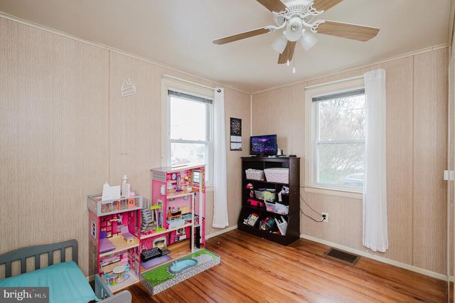 94 AVALON AVE, Dundalk, MD 21222