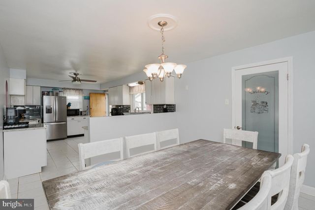 94 AVALON AVE, Dundalk, MD 21222