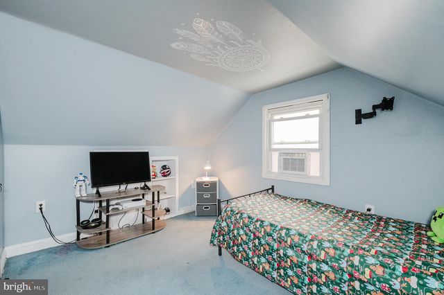94 AVALON AVE, Dundalk, MD 21222