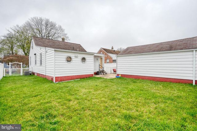 94 AVALON AVE, Dundalk, MD 21222