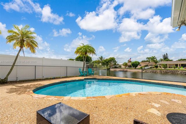 2227 NW 65th Ave, Margate, FL 33063