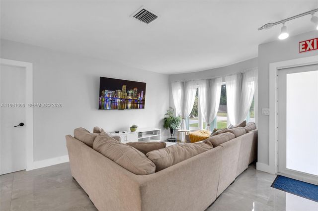 2227 NW 65th Ave, Margate, FL 33063