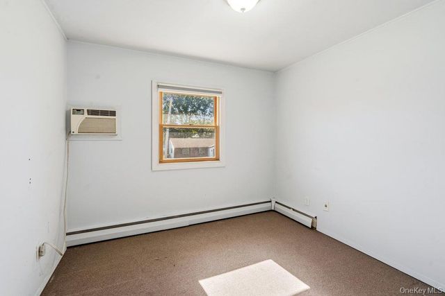 430 Violet Street, Massapequa Park, NY 11762