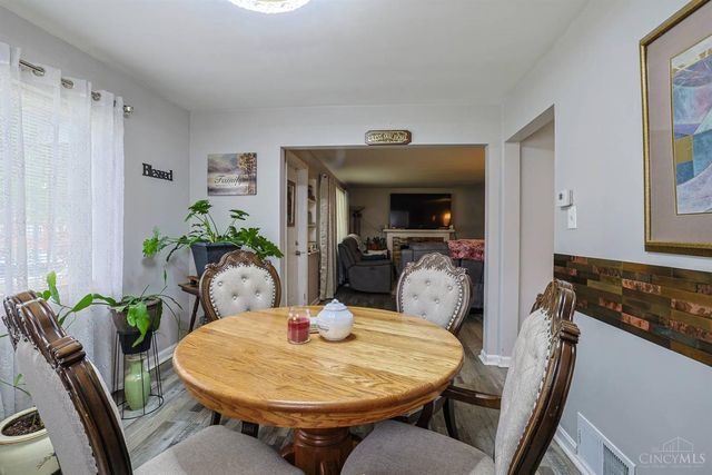 2865 Lafeuille Avenue, Cincinnati, OH 45211