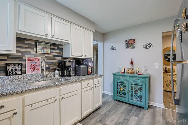 2865 Lafeuille Avenue, Cincinnati, OH 45211