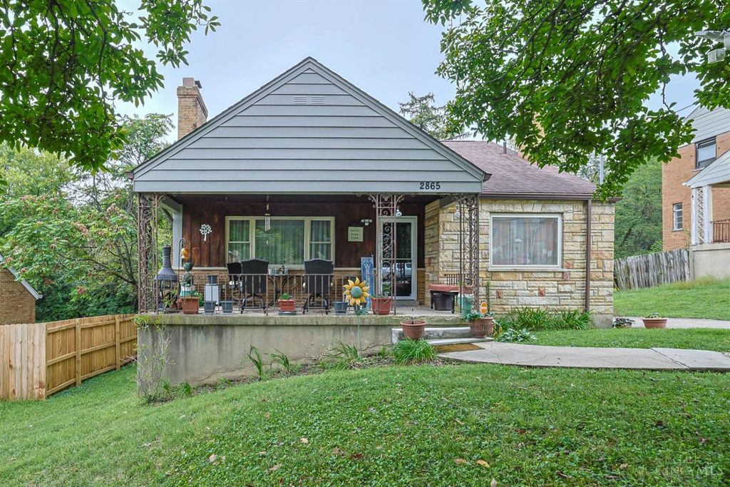 2865 Lafeuille Avenue, Cincinnati, OH 45211
