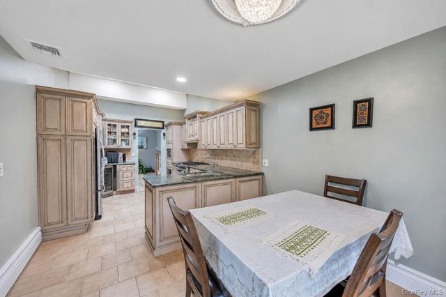 49 Village Drive, Jericho, NY 11753