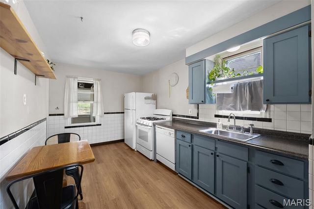 3216 Jasper Park, St Louis, MO 63139