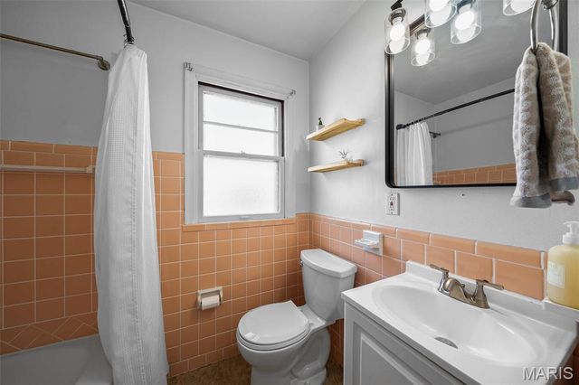 3216 Jasper Park, St Louis, MO 63139