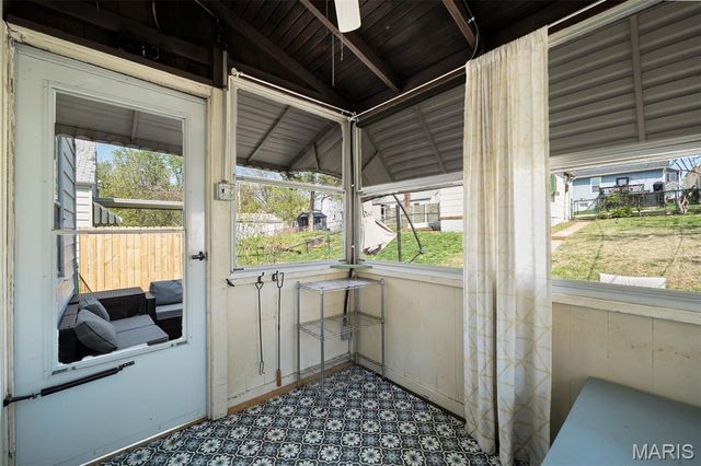 3216 Jasper Park, St Louis, MO 63139