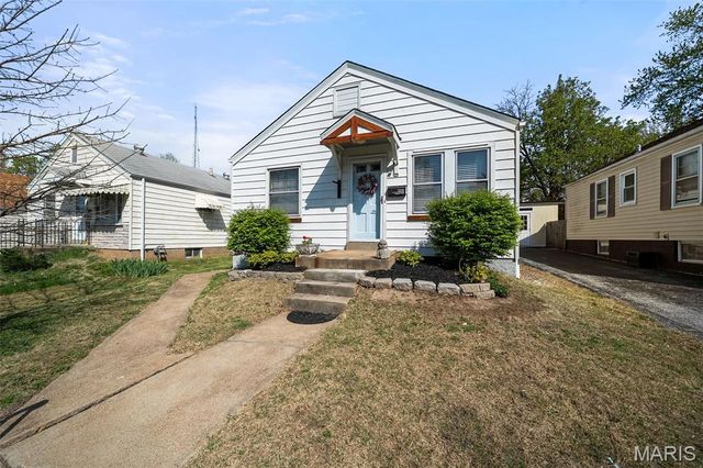 3216 Jasper Park, St Louis, MO 63139