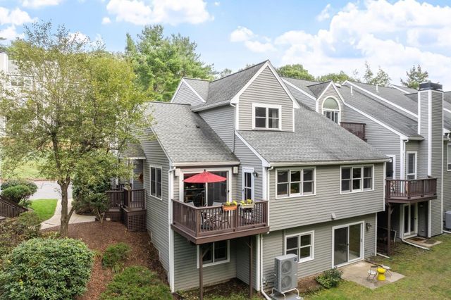 179 Bishops Forest Dr 179, Waltham, MA 02452