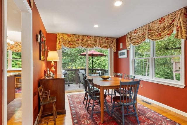 179 Bishops Forest Dr 179, Waltham, MA 02452