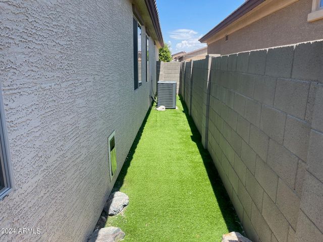 12219 W TETHER Trail, Peoria, AZ 85383