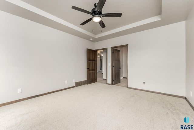 2405 E Tinley St Street, Brandon, SD 57005