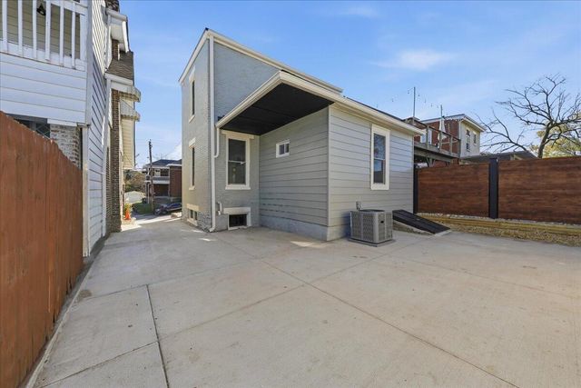 196 Main Street, Newport, KY 41071