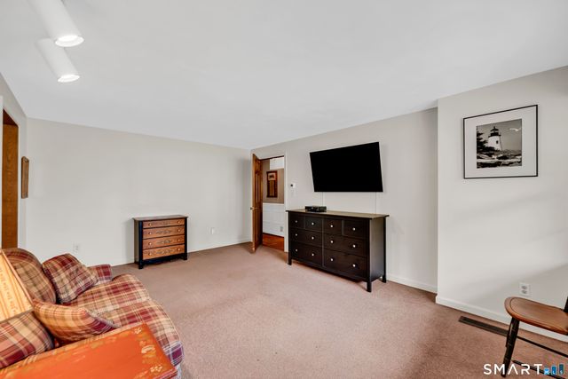 55 Holly Lane, Wethersfield, CT 06109