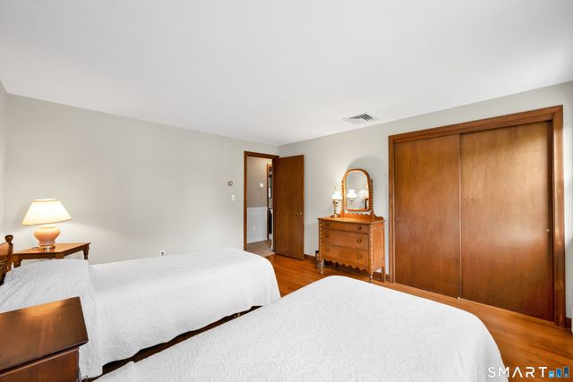 55 Holly Lane, Wethersfield, CT 06109